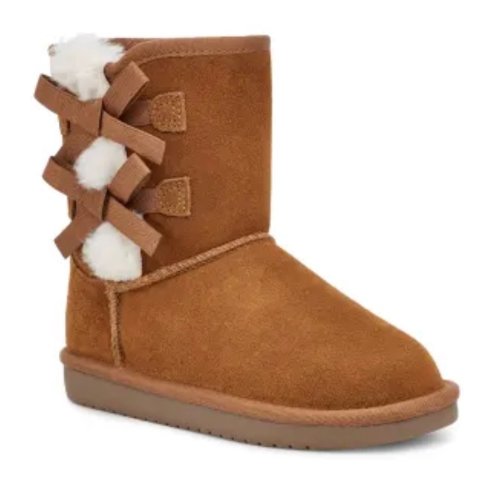 Koolaburra by UGG Victoria Short Boots
